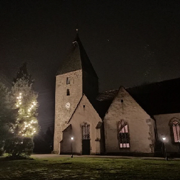 csm_Kirche_aussen_Advent_9f923186b7